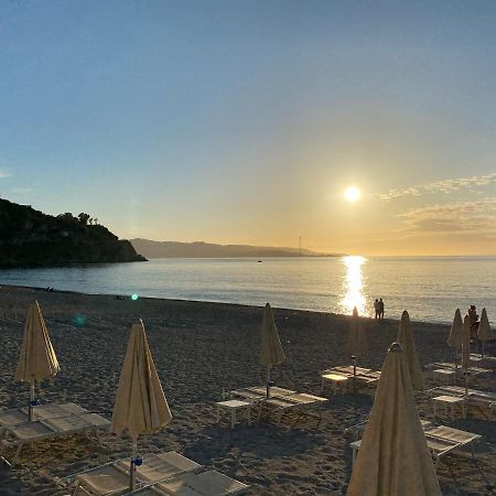 Casa Vacanze Antares Scilla Kültér fotó